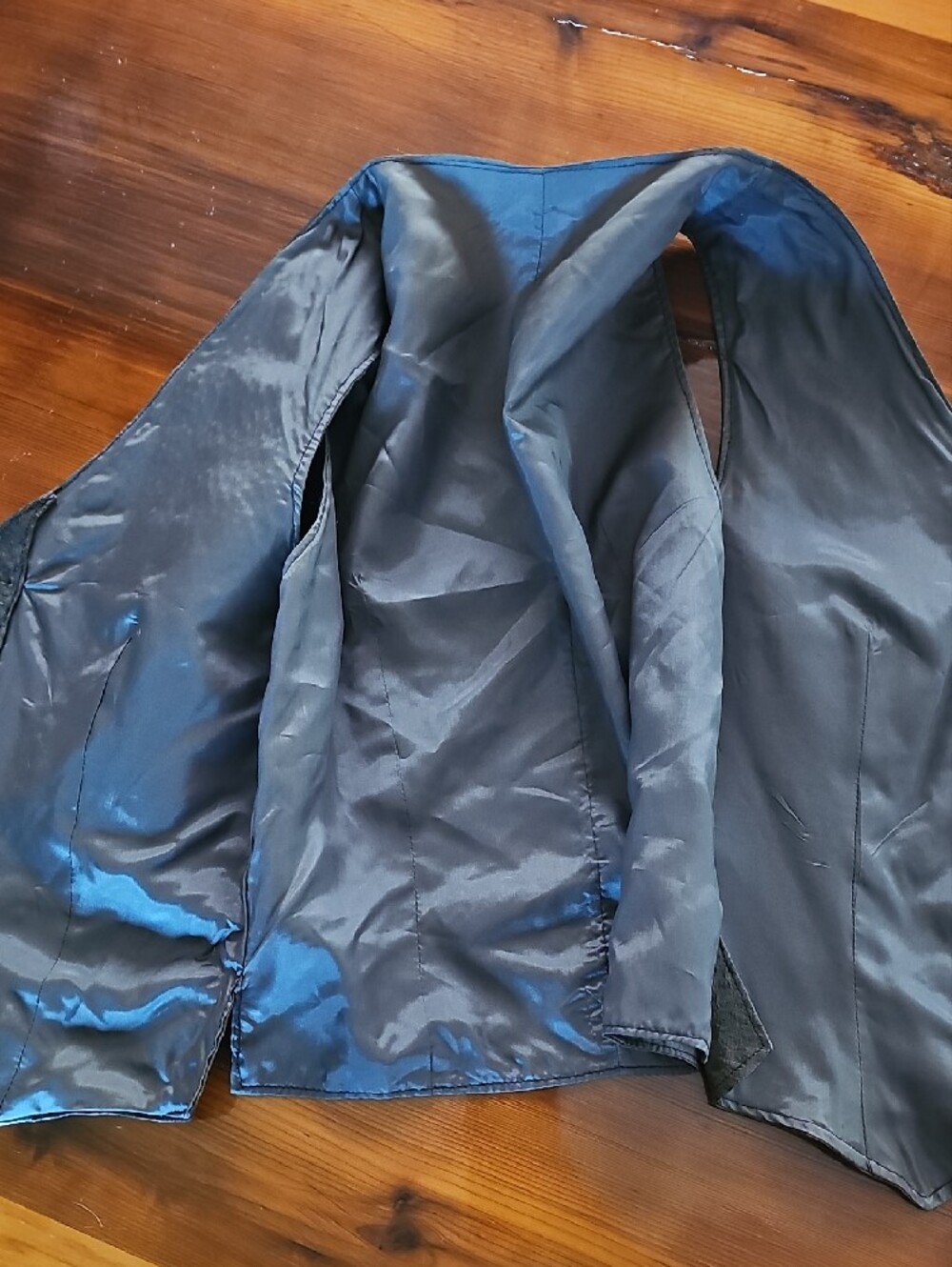 Vintage Ostrich Leather Vest With Silver Buttons - Picture 10 of 11